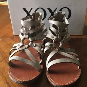 XOXO Catherine Sandals, Grey, Size 8
